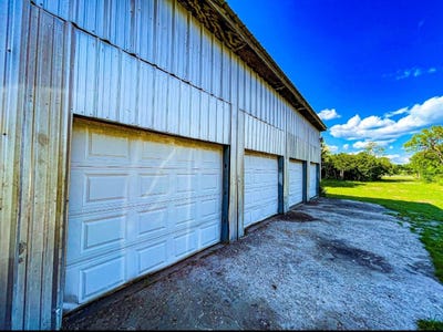 /international/us/144-old-bastrop-rd-cedar-creek-tx-110102654997/