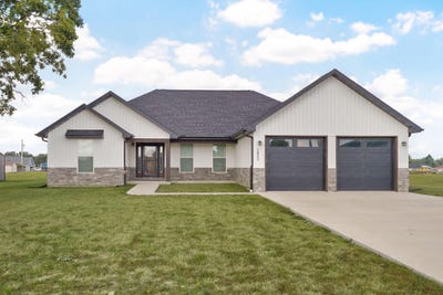 /international/us/1053-w-thoroughfare-street-seymour-mo-110110309174/