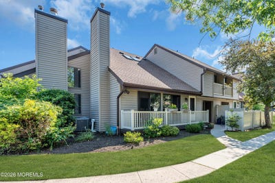 /international/us/95-cotswold-circle-ocean-twp-nj-110108980540/