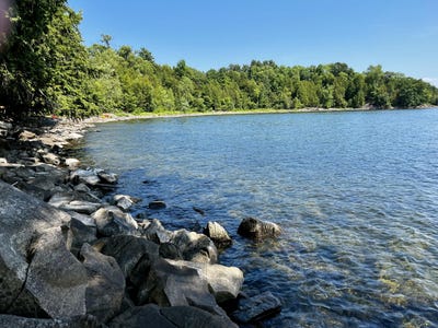 /international/us/78-frisbie-way-westport-ny-110099597984/?lang=fr