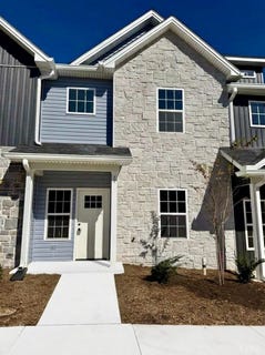 /international/us/536-leesville-road-lynchburg-va-110120465514/