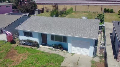 /international/us/124-ifland-way-vallejo-ca-110108415995/
