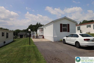 /international/us/20-hillside-place-lower-towamensing-tp-pa-110100683363/