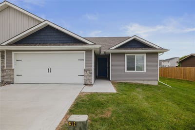/international/us/812-juniper-street-nw-bondurant-ia-110099638546/