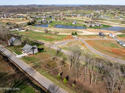 /international/us/967-black-cove-lane-loudon-tn-110108966978/