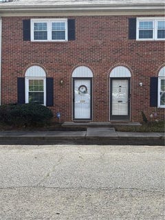 /international/us/224-northpoint-avenue-high-point-nc-110106446412/