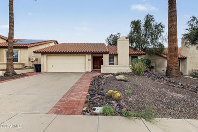 /international/us/448-e-susan-lane-tempe-az-110120042891/