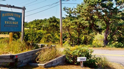 /international/us/168-shore-road-truro-ma-110102251540/