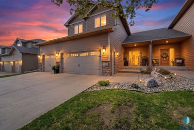 /international/us/7303-s-grand-arbor-ct-sioux-falls-sd-110107850604/