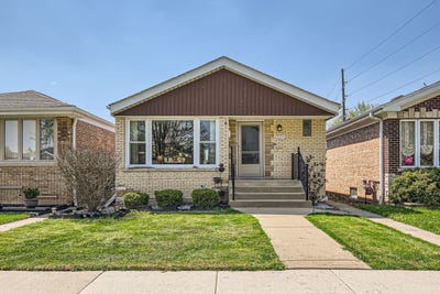 /international/us/5104-s-newland-avenue-chicago-il-110099110389/
