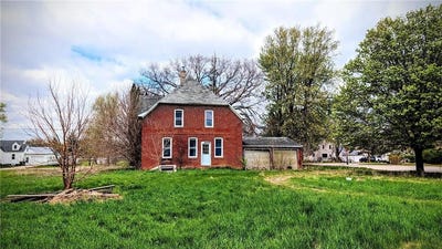 /international/us/255-5th-street-n-butterfield-mn-110107956195/