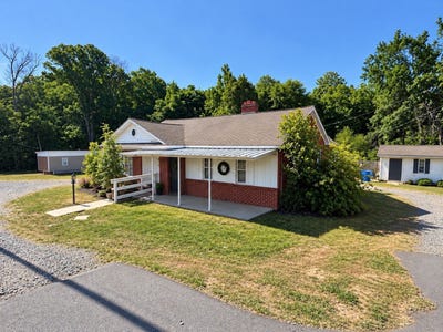 /international/us/2014-e-main-st-albemarle-nc-110120487813/
