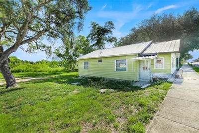/international/us/2104-south-street-leesburg-fl-110108256228/