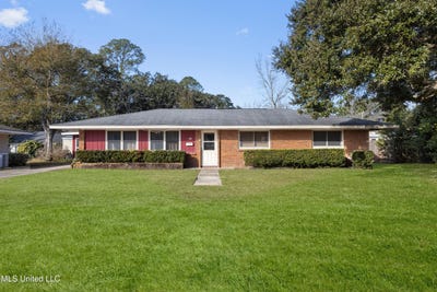 /international/us/4111-washington-avenue-gulfport-ms-110105281610/