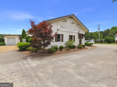 /international/us/2250-old-bishop-old-bishop-road-bishop-ga-110108627825/