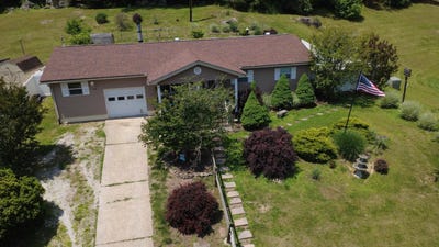 /international/us/429-lynn-oak-drive-lavalette-wv-110108143500/