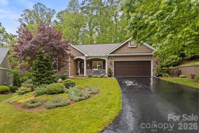 /international/us/69-old-pasture-way-hendersonville-nc-110107982821/