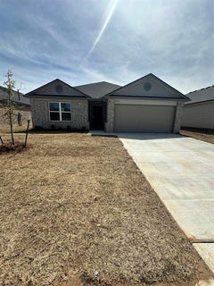 /international/us/2025-chandler-meadows-drive-chandler-ok-110106147733/