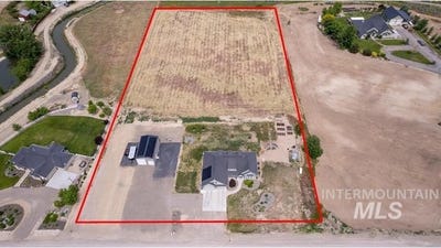 /international/us/2632-sw-3-1-2-ave-fruitland-id-110101201782/