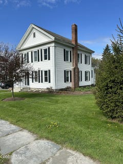 /international/us/29-nw-washington-cambridge-ny-110107850717/