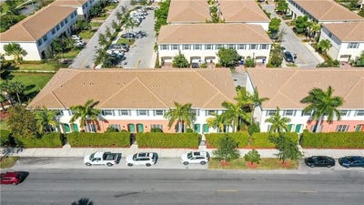 /international/us/284-sw-7th-ct-pompano-beach-fl-110098256430/