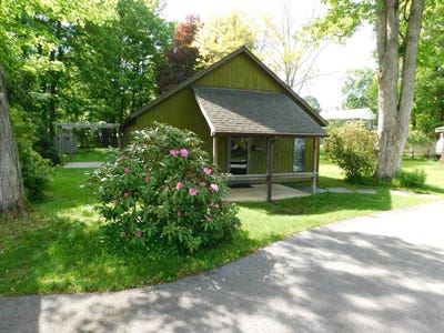 /international/us/26-s-union-st-cambridge-ny-110108355173/
