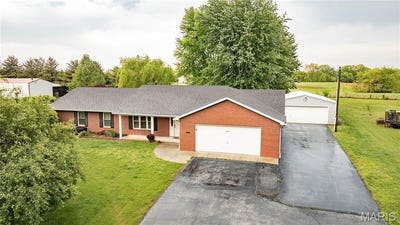 /international/us/31822-irish-lane-brighton-il-110107765023/
