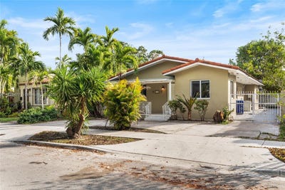 /international/us/426-sw-26th-rd-miami-fl-110098988504/