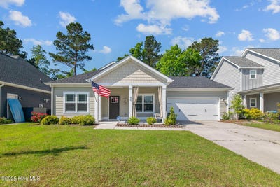 /international/us/46-e-cloverfield-lane-hampstead-nc-110099168050/