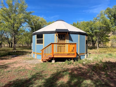 /international/us/25-agua-caliente-road-san-jose-nm-110095354921/