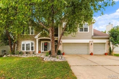 /international/us/223-chestnut-hill-drive-o-fallon-mo-110120057061/