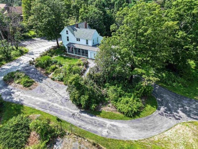 /international/us/3-old-county-road-south-francestown-nh-110101313657/