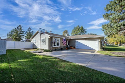 /international/us/925-s-covenant-lane-appleton-wi-110120465997/
