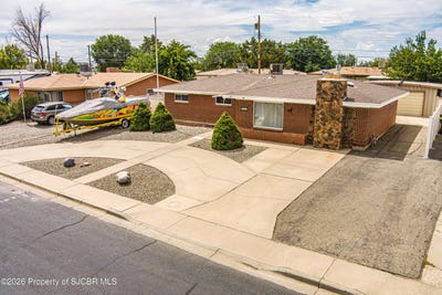 /international/us/2513-ridgecrest-drive-farmington-nm-110119738647/