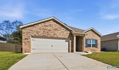 /international/us/163-list-road-huntsville-al-110120582065/