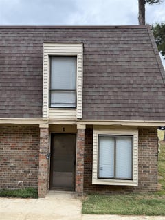 /international/us/6561-s-poplar-woods-cir-germantown-tn-110120757261/