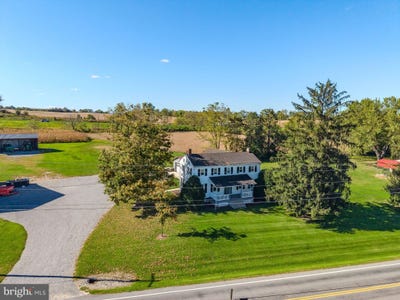 /international/us/3955-susquehanna-trail-watsontown-pa-110120462362/