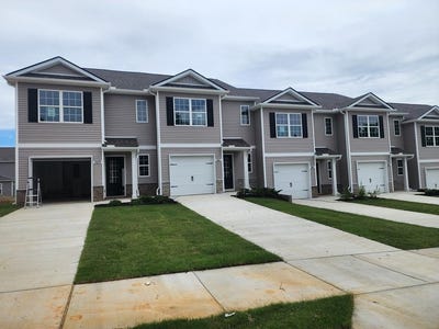 /international/us/261-dale-mires-lane-baxter-tn-110108252249/