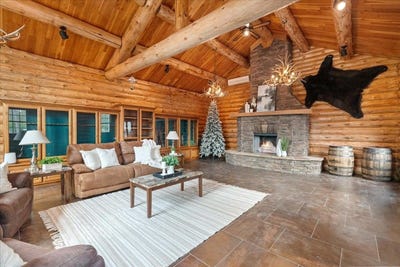 /international/us/w2470-county-road-b-montello-wi-110099965573/