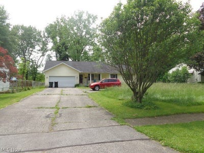 /international/us/308-samuel-street-elyria-oh-110108377684/