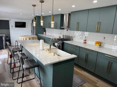 /international/us/839-bordentown-road-burlington-nj-110099880434/