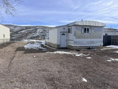 /international/us/706-star-avenue-kemmerer-wy-110107961556/