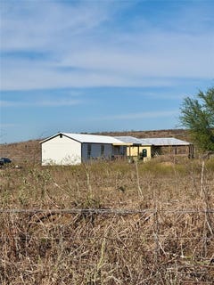 /international/us/2051-county-road-102-columbus-tx-110104187326/