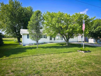 /international/us/1109-sherwood-rd-norfolk-ne-110108294352/