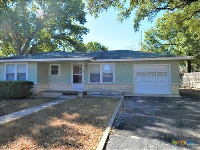 /international/us/555-n-union-avenue-new-braunfels-tx-110107961033/