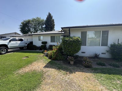 /international/us/1005-s-mountain-street-visalia-ca-110100423048/