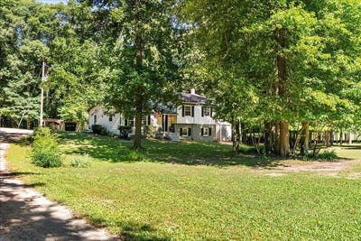 /international/us/2829-winningham-road-crewe-va-110108878322/