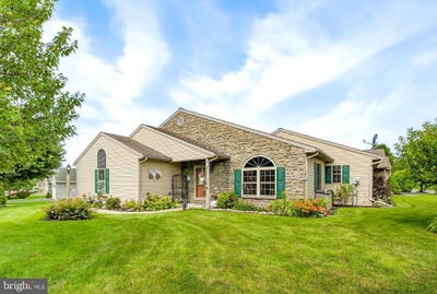 /international/us/522-foggy-bottom-road-ephrata-pa-110100775309/