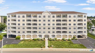 /international/us/343-beach-street-west-haven-ct-110109408482/
