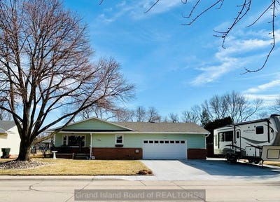 /international/us/1721-s-arthur-grand-island-ne-110106369104/